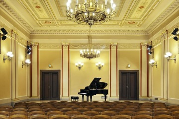 Rudolfinum, Venue with history, Memorable dining experience