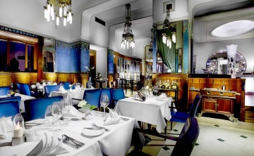 Fine dining hotel restaurant - Sarah Bernhardt