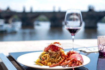 Corporate event restaurant - Brick's Restaurant