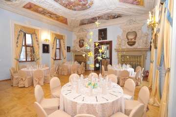 Lobkowicz Palace, Stylish event venue, Banquet space with historical background