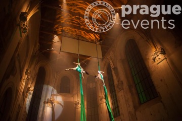 Entertainment program