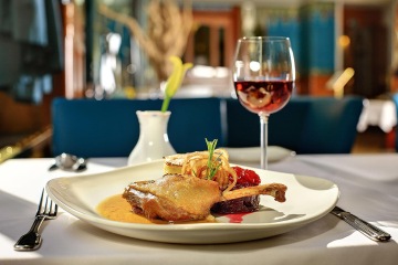 Sarah Bernhardt Restaurant - art deco restaurant