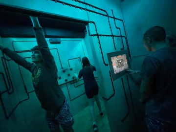 Escape room team building