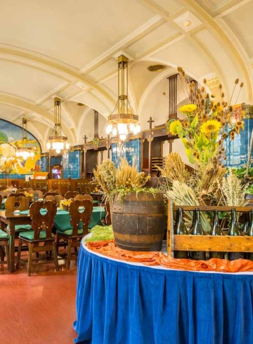 Traditional Czech dining in Prague